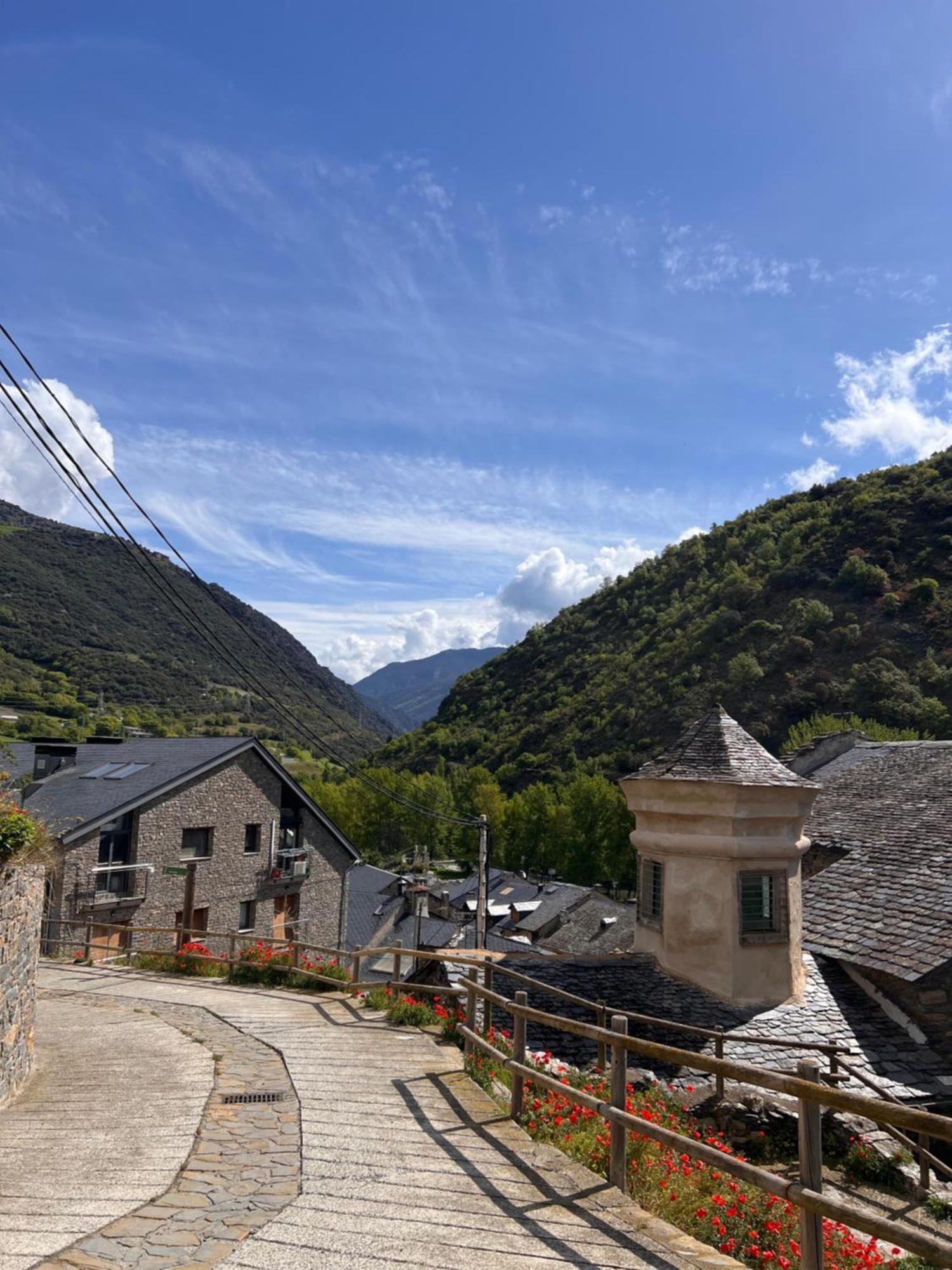 Duplex Can Marc - L'Amfitriona Rialp Dış mekan fotoğraf